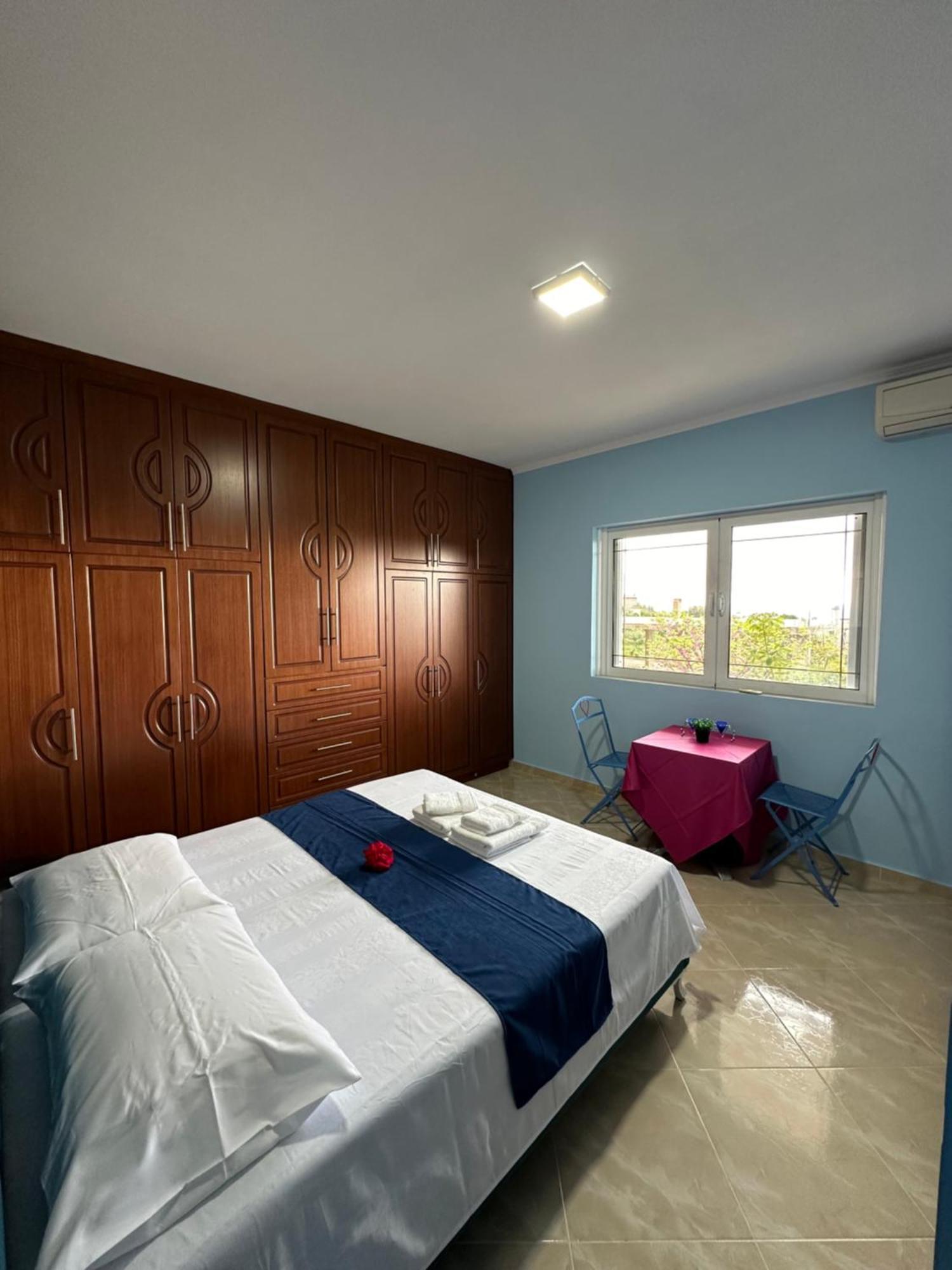 Selami Sea View Apartments Lukovë Esterno foto