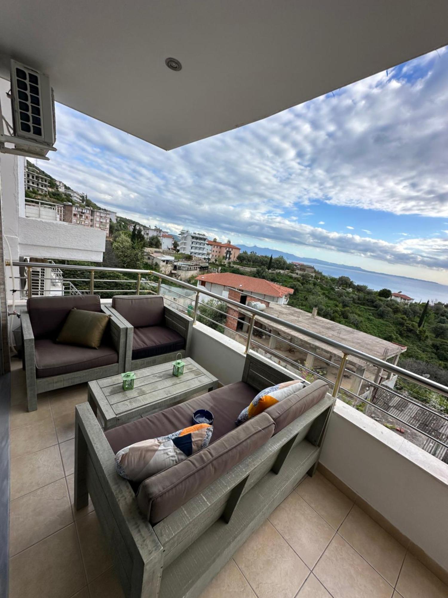 Selami Sea View Apartments Lukovë Esterno foto