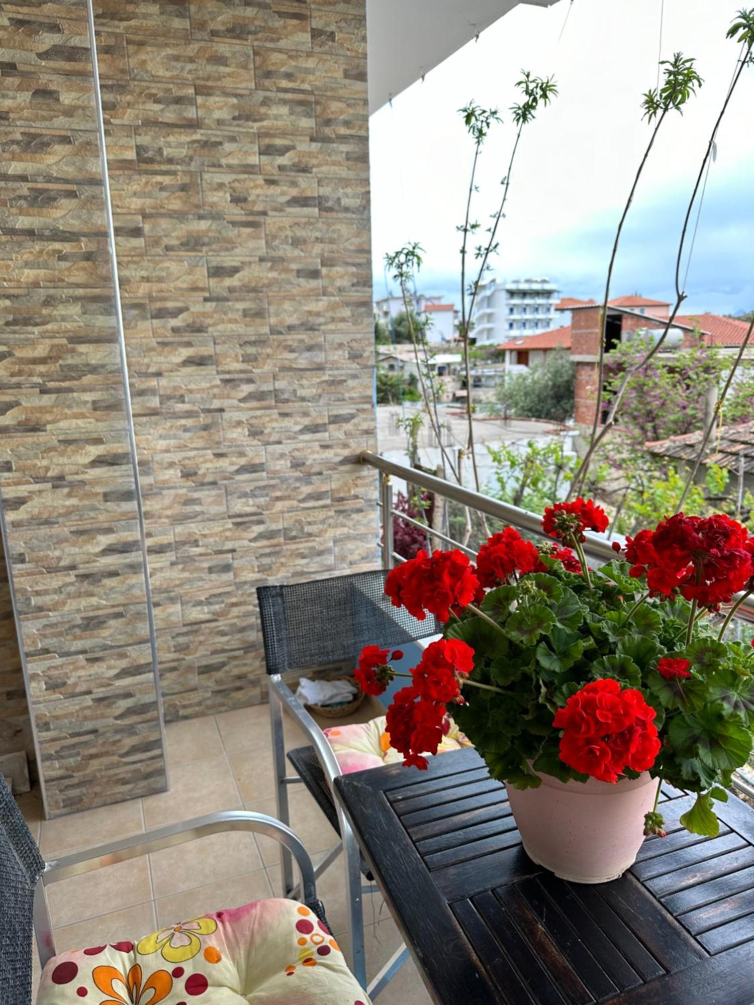 Selami Sea View Apartments Lukovë Esterno foto